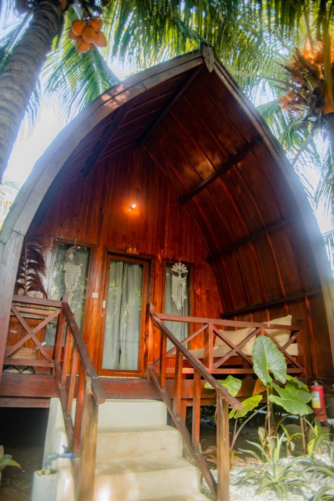 Hakuna Matata Resort Gili Air Exterior foto